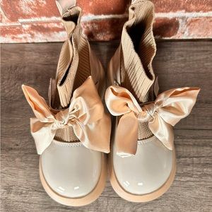 War Bow Forward Sock Boots 12